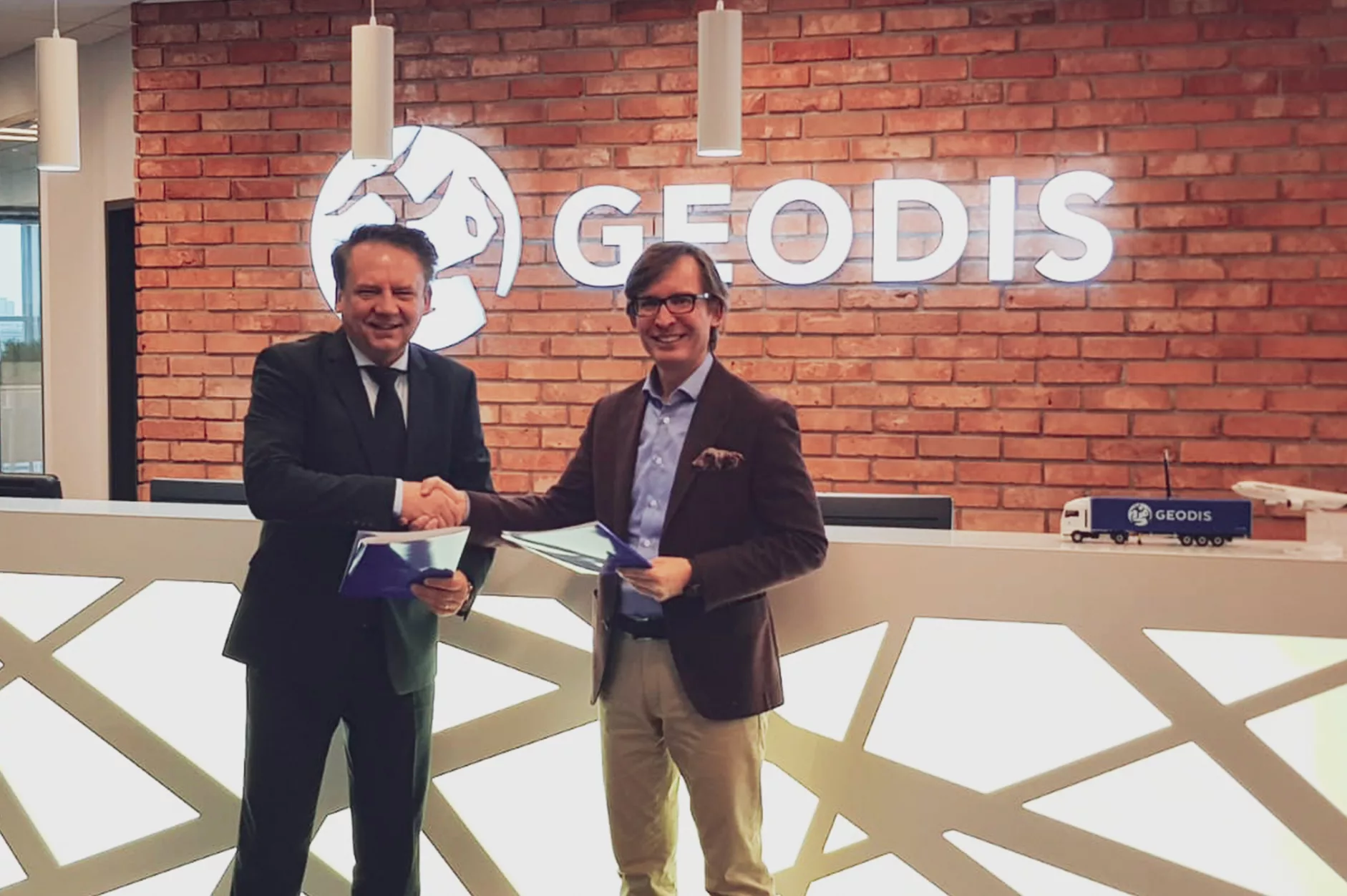 GEODIS Poland wybiera flotę DBK Rental