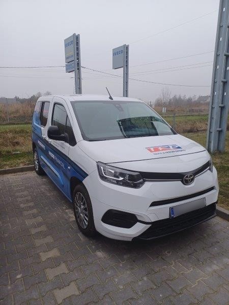 Bezgotówkowa naprawa Toyoty PROACE z polisy Alianz w Białymstoku