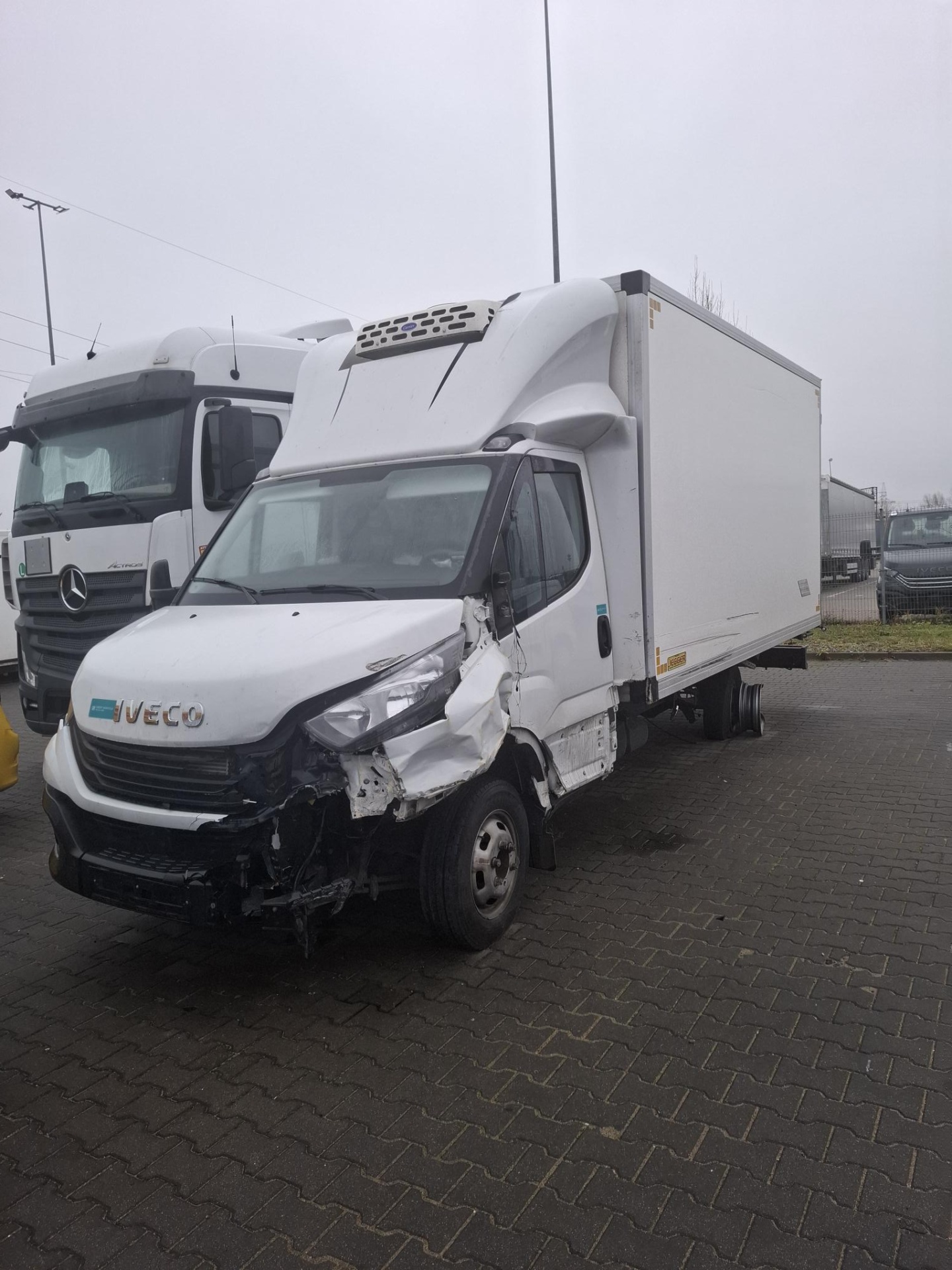 Iveco: Bezgotówkowa naprawa powypadkowa po kolizji drogowej – Białystok