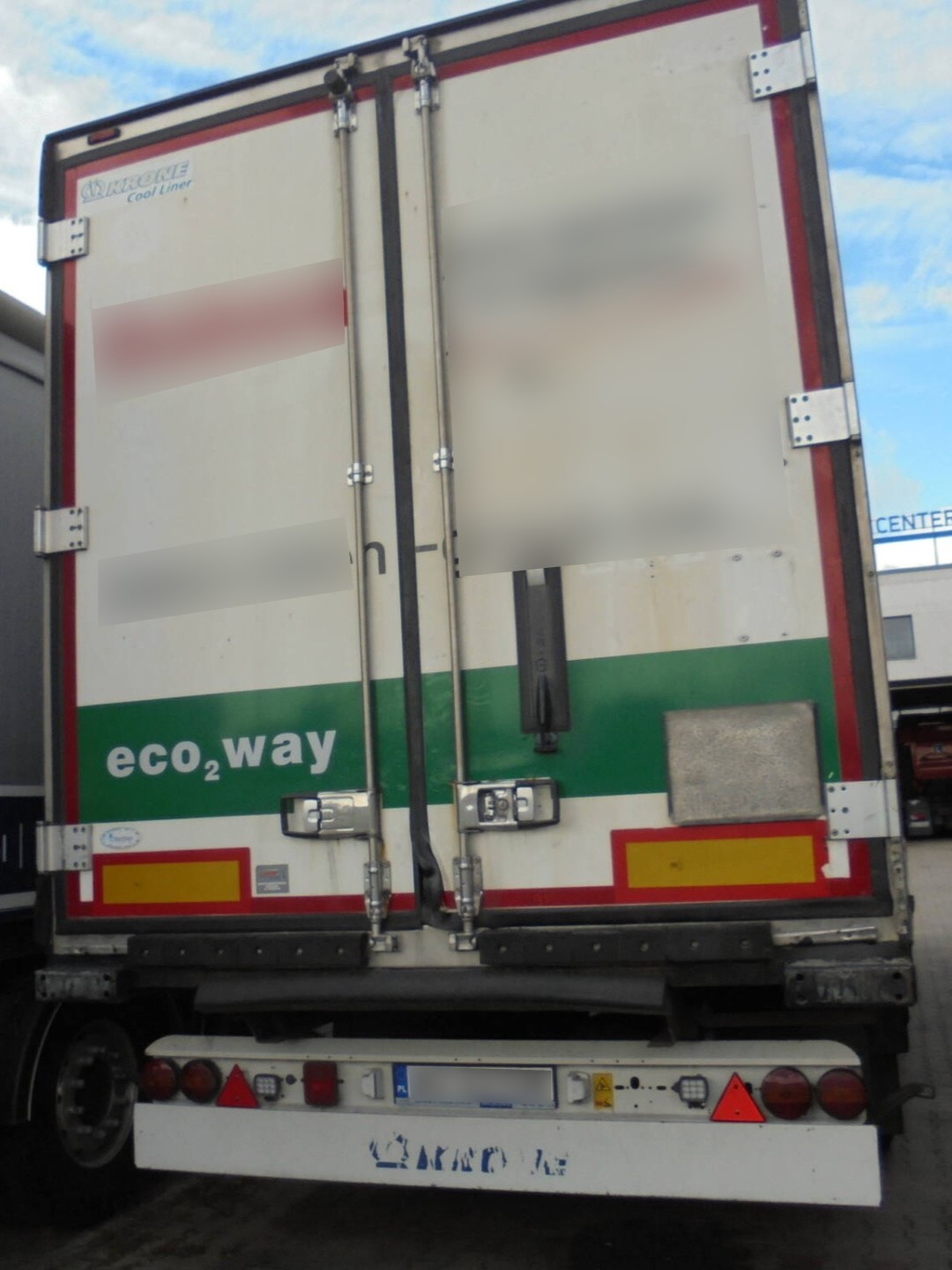 Bezgotówkowa naprawa chłodni Krone z polisy PZU w Olsztynie