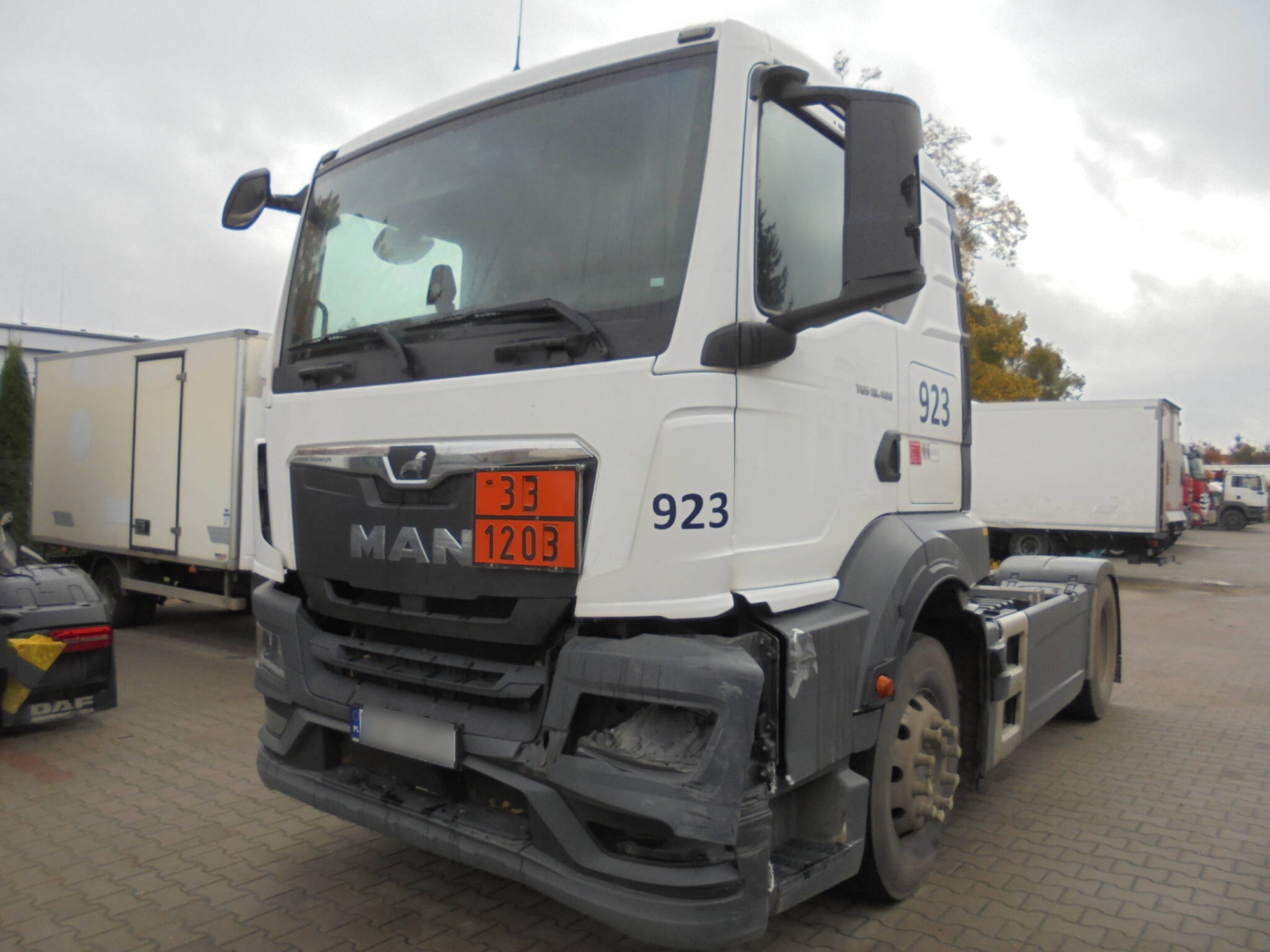 Ciągnik MAN – naprawa powypadkowa – realizacja w DBK Olsztyn