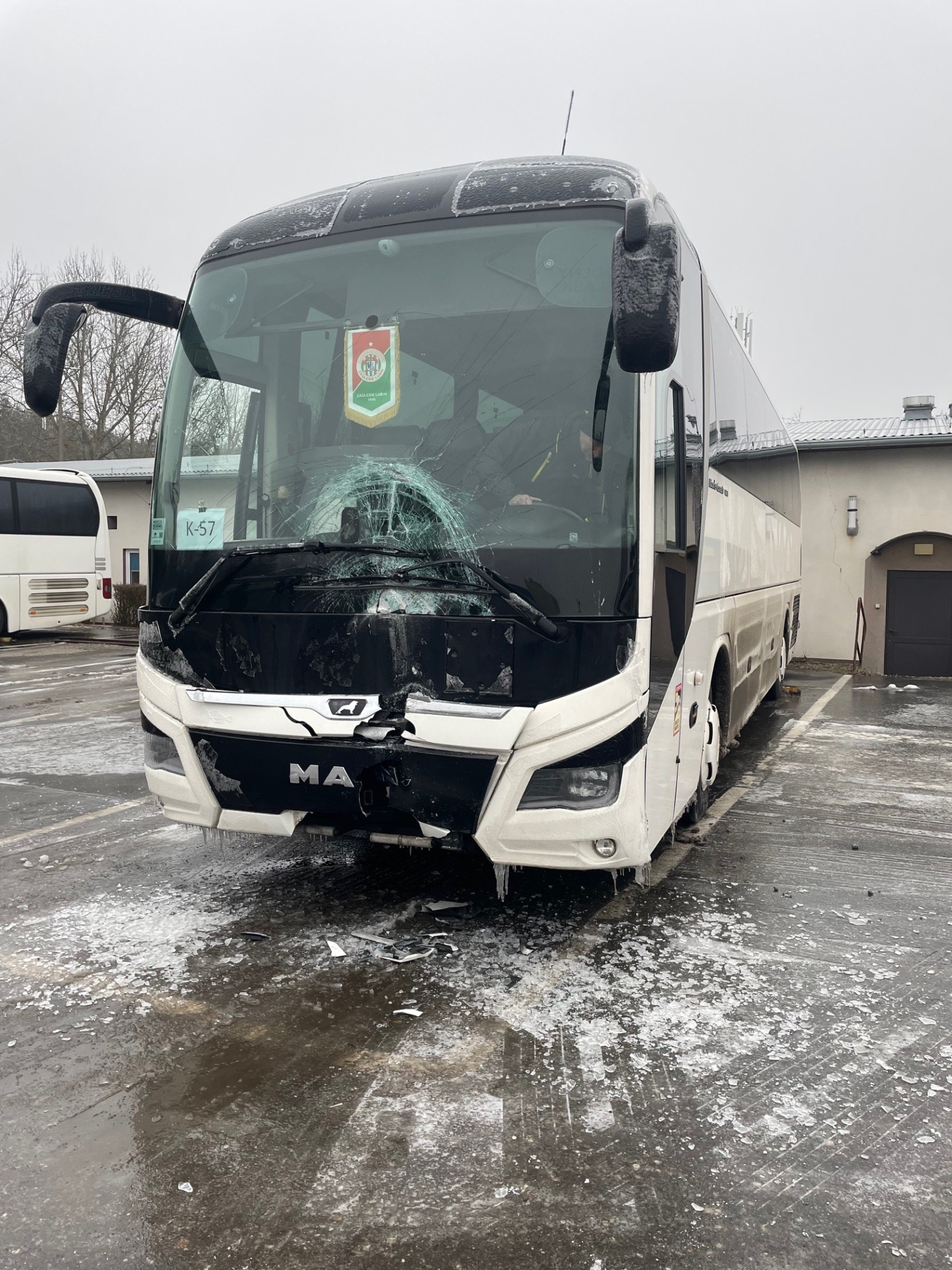 MAN Lion’s Coach: Naprawa powypadkowa po kolizji | Legnica