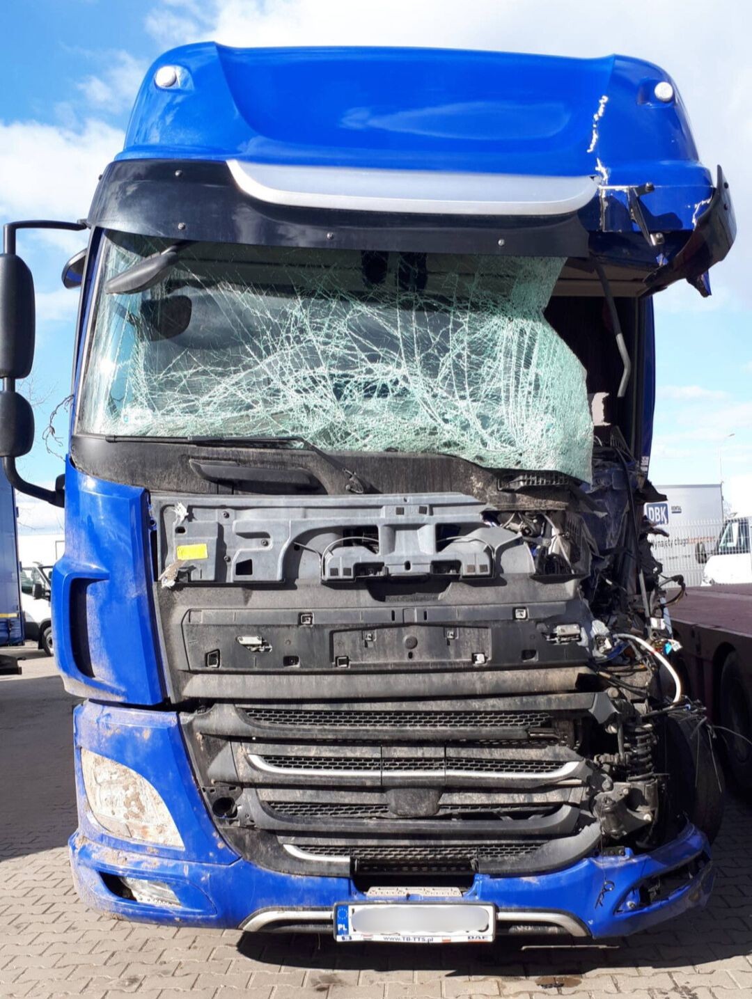 Bezgotówkowa naprawa pojazdu DAF z polisy PZU w Warszawie