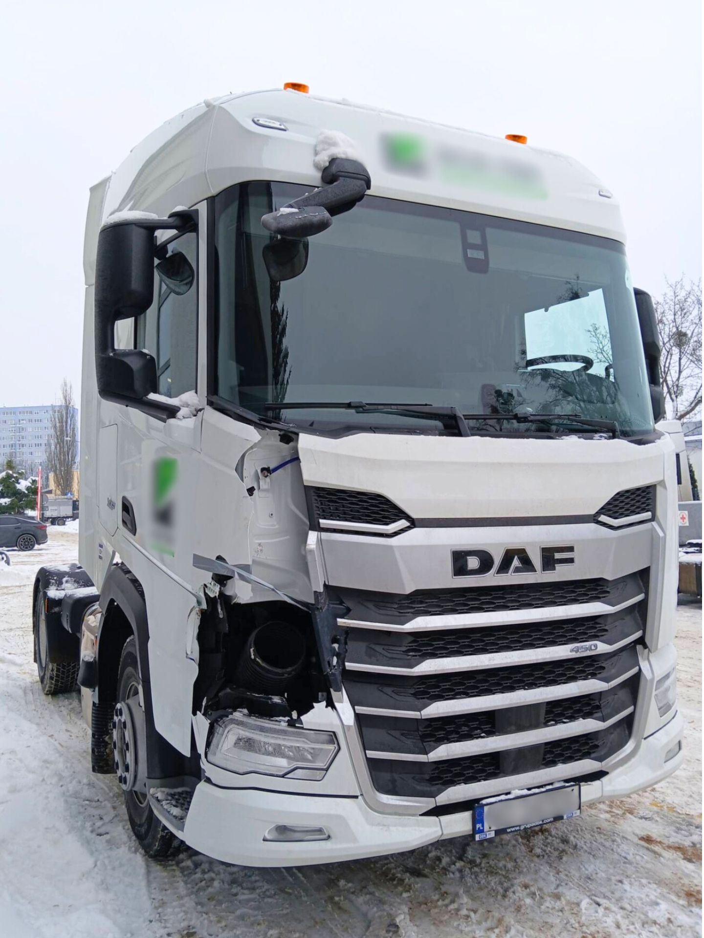 DAF: Naprawa powypadkowa po uderzeniu maszyną budowlaną | Olsztyn