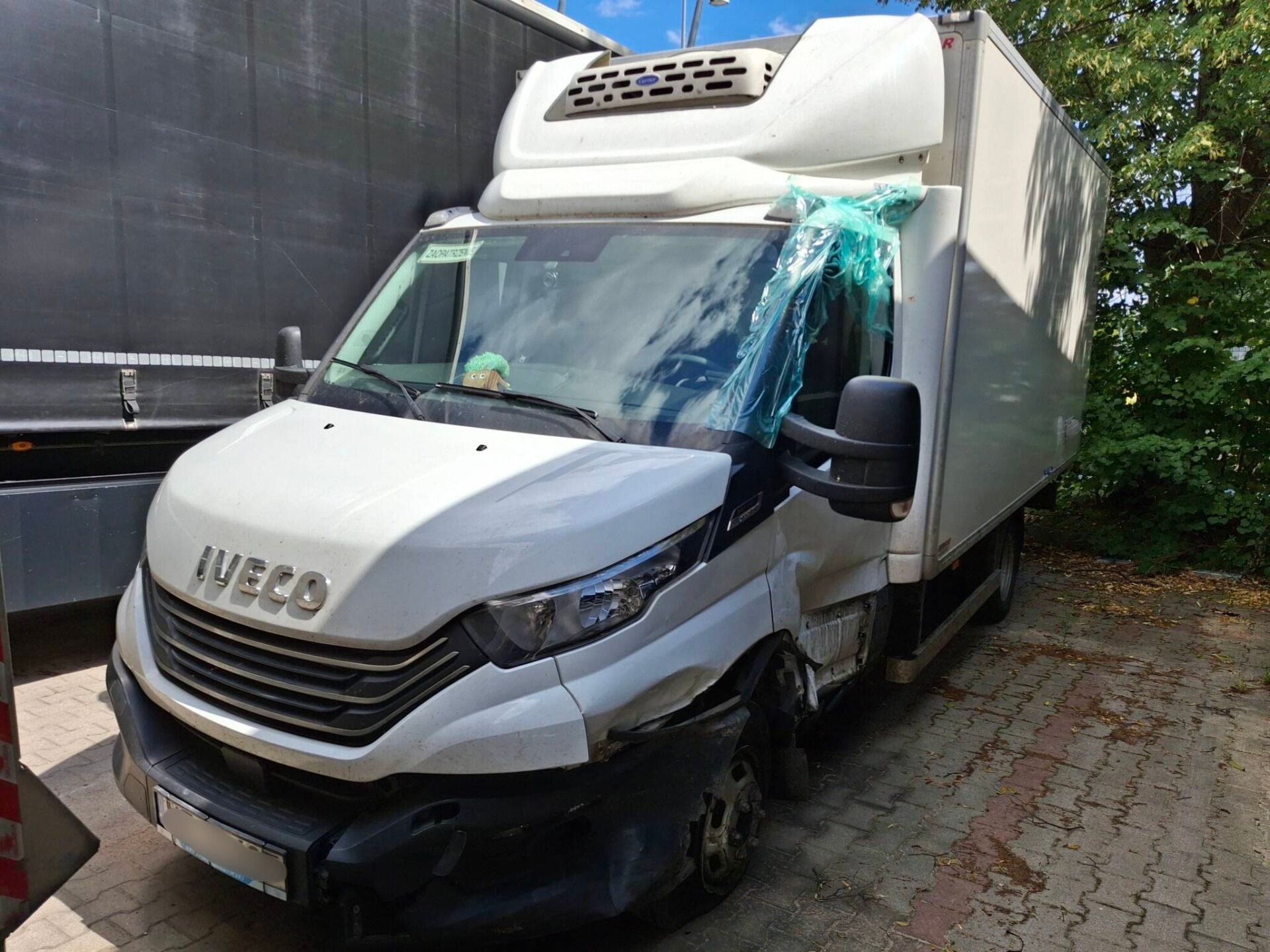 Bezgotówkowa naprawa Iveco z polisy Compensa w Olsztynie