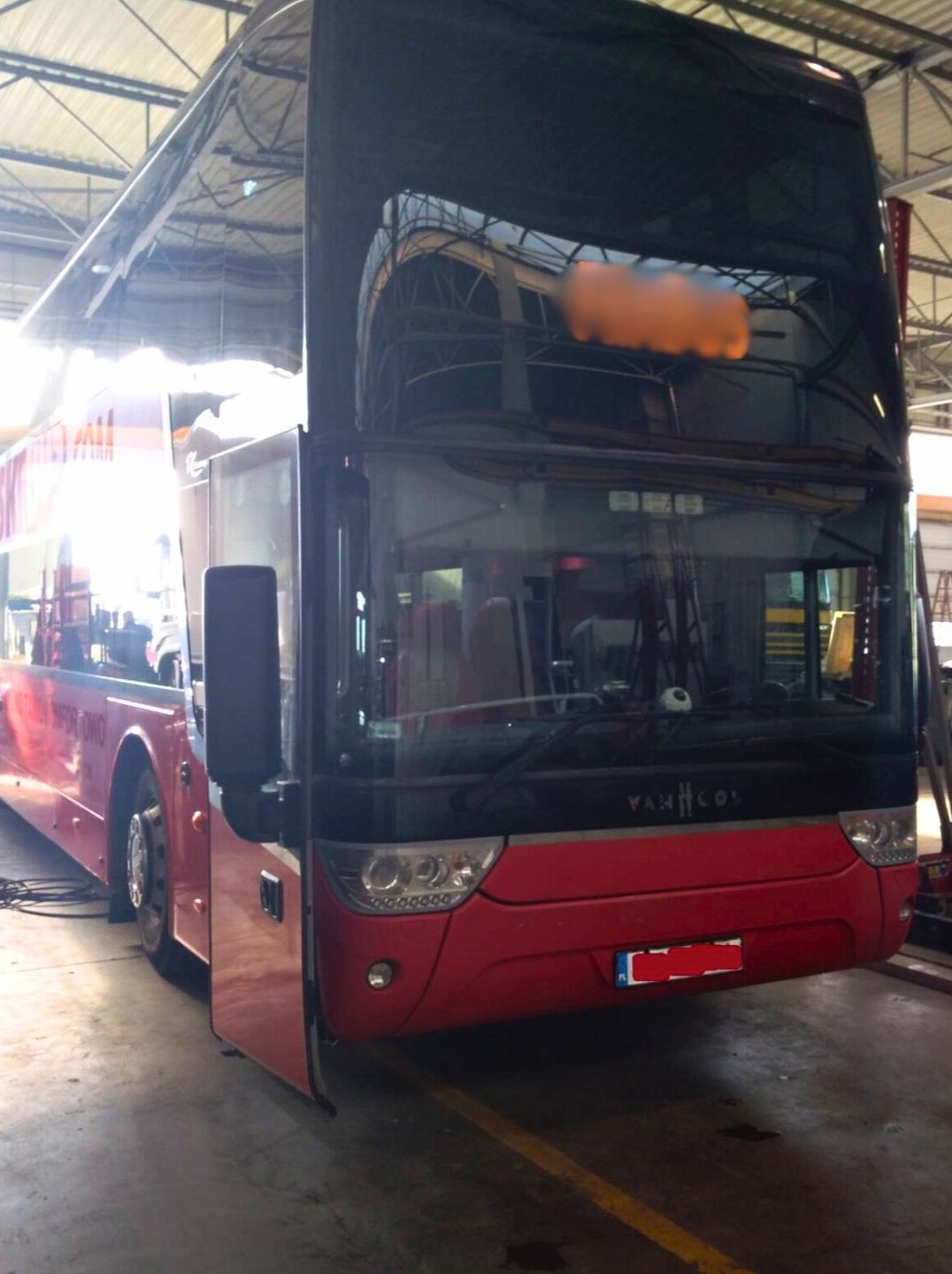 Renowacja lakiernicza autobusu – realizacja w DBK Warszawa