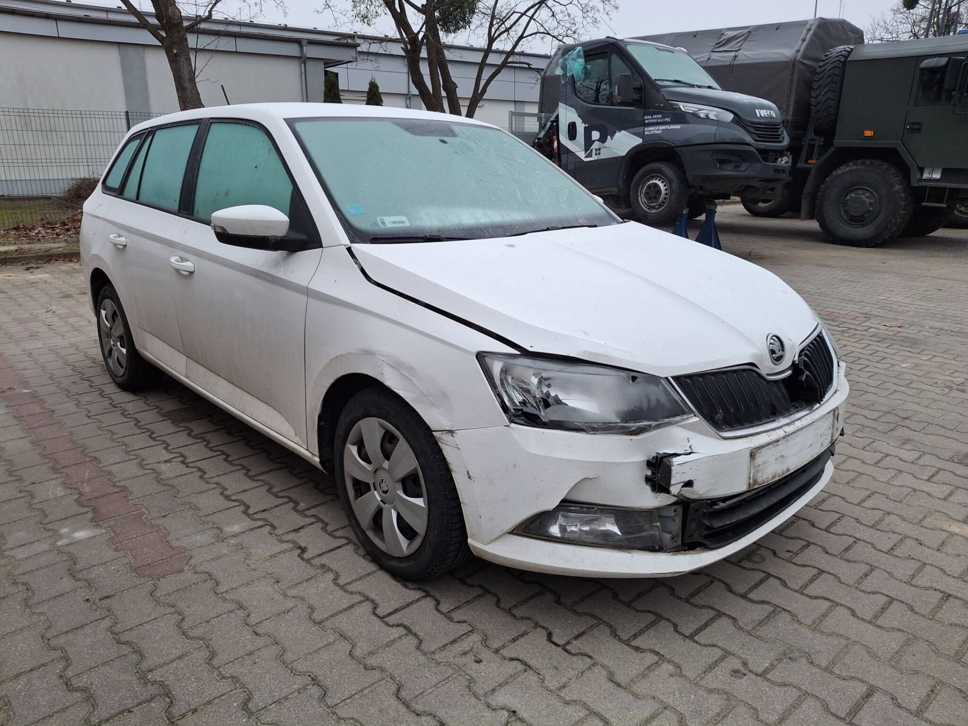 Bezgotówkowa naprawa Skody Fabia z polisy Warta w Olsztynie