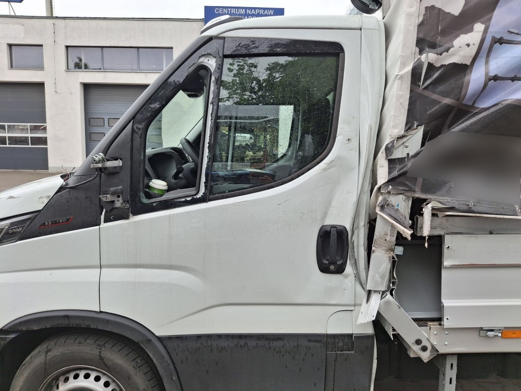Bezgotówkowa naprawa Iveco Daily z polisy PZU w Olsztynie