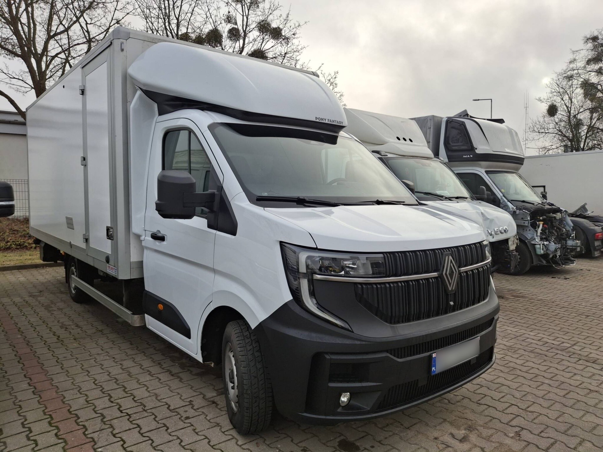 Bezgotówkowa naprawa Renault z polisy PZU w Olsztynie