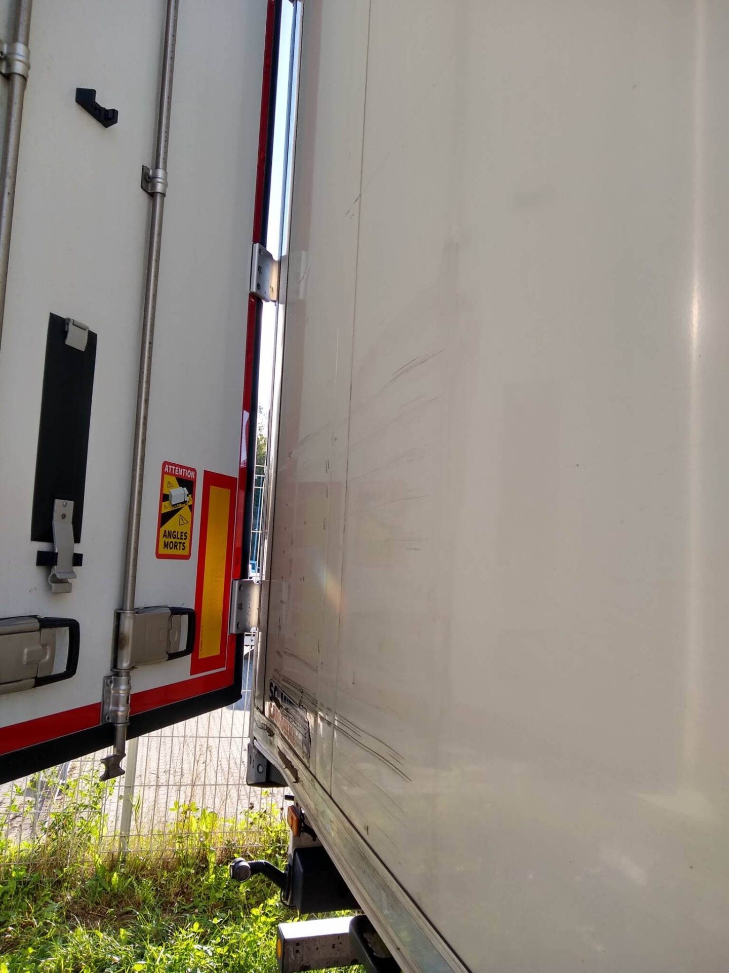 Bezgotówkowa naprawa SCHMITZ z polisy PZU w Gdańsku