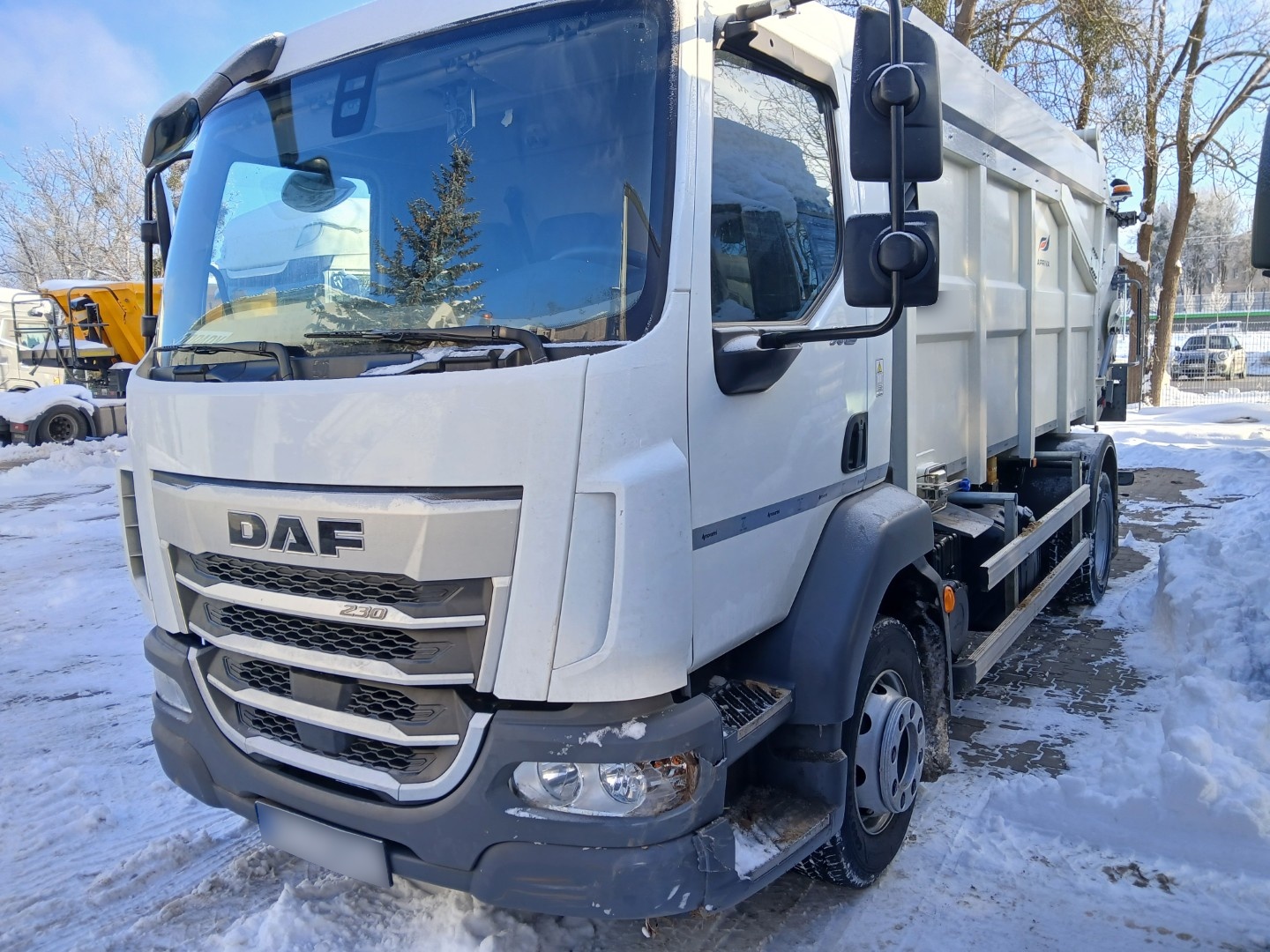DAF XB – bezgotówkowa naprawa powypadkowa z polisy UNIQA w Olsztynie