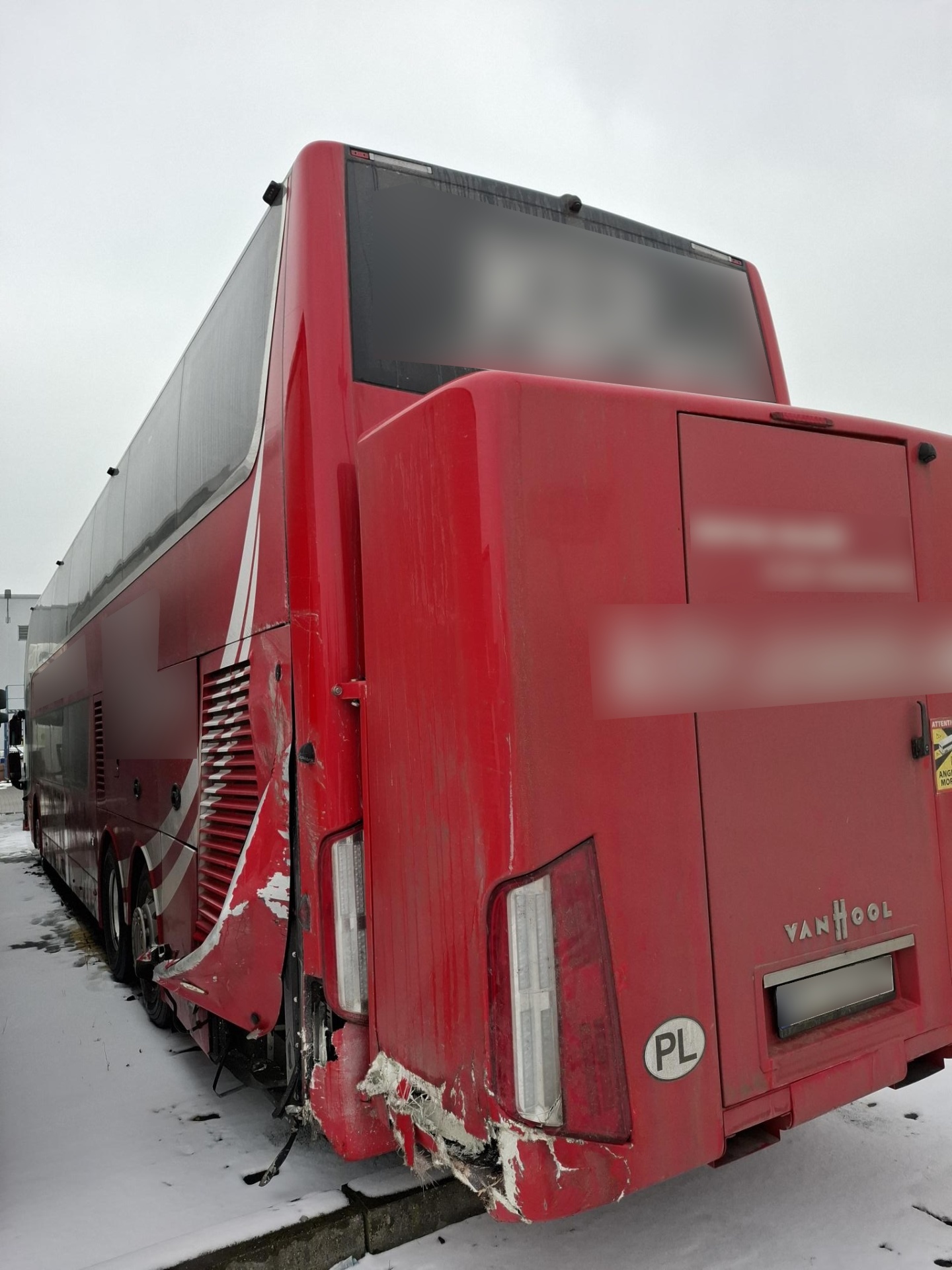 Bezgotówkowa naprawa autobusu Van Hool z polisy UNIQA we Wrocławiu