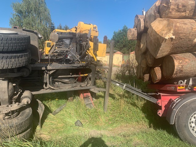 MAN TGS: Naprawa powypadkowa po wjechaniu do rowu – Niepruszewo