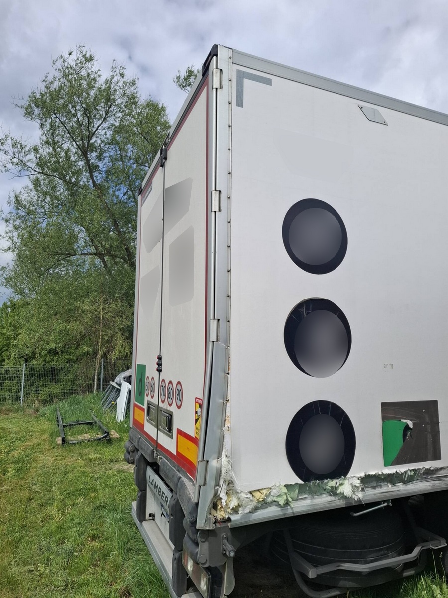 Bezgotówkowa naprawa naczepy Lamberet z polisy Ergo Hestia w Krakowie