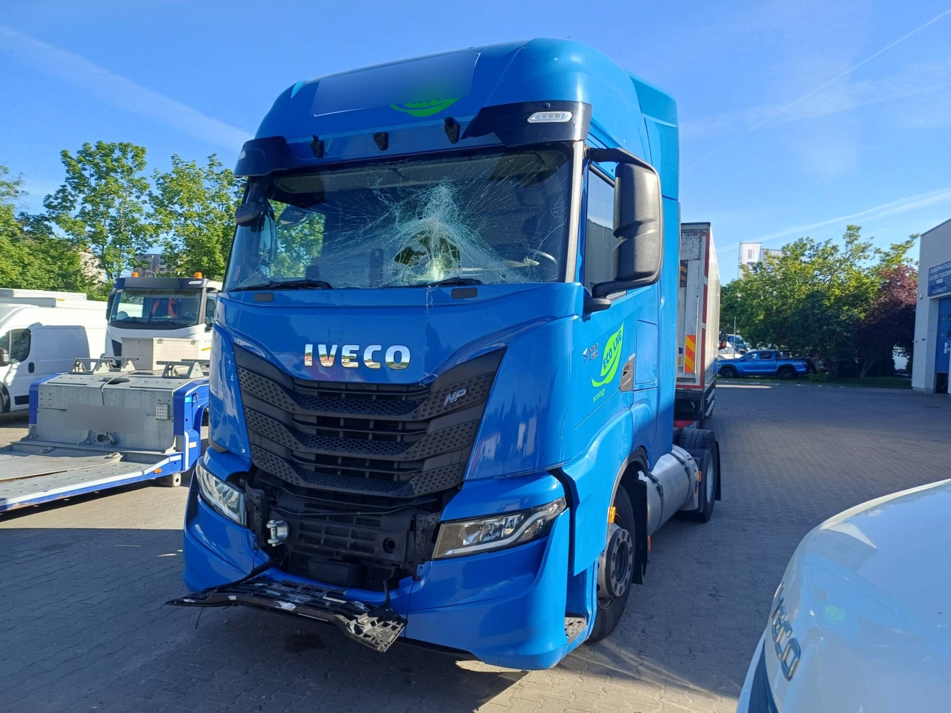 Bezgotówkowa naprawa IVECO S-WAY z polisy Ergo Hestia w Poznaniu