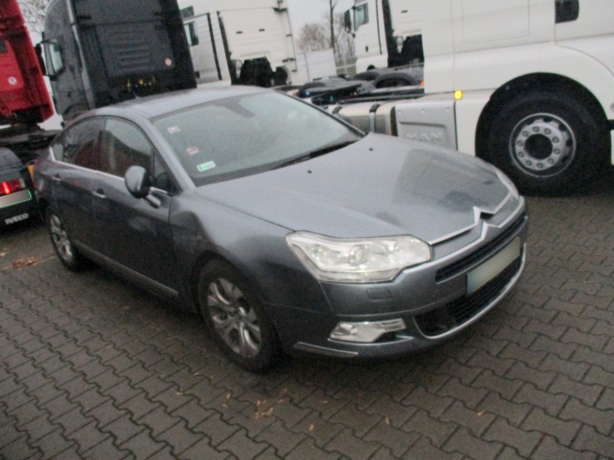 Bezgotówkowa naprawa Citroena C5 z polisy PZU w Niepruszewie