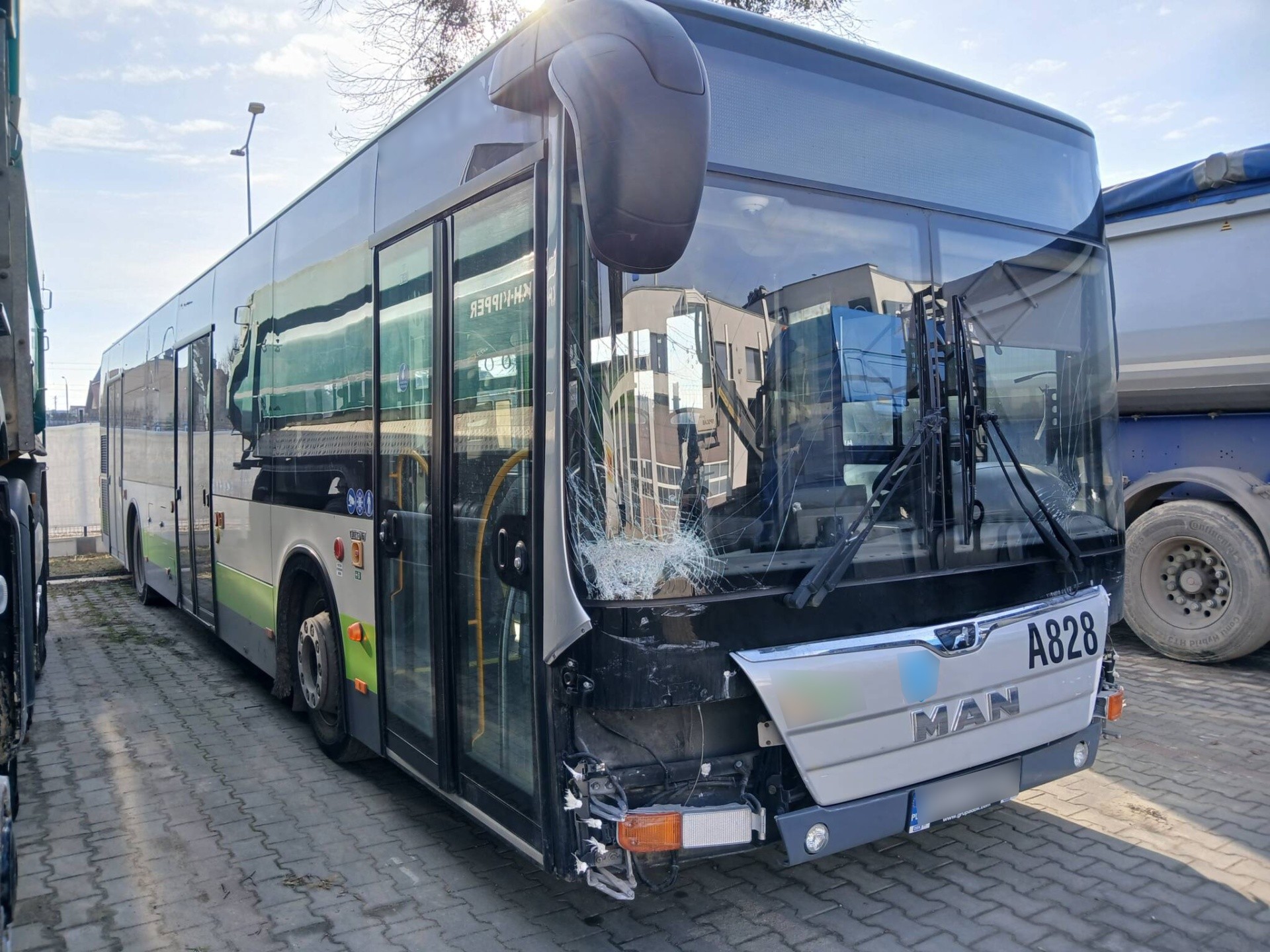 Bezgotówkowa naprawa autobusu MAN z polisy PZU w Olsztynie