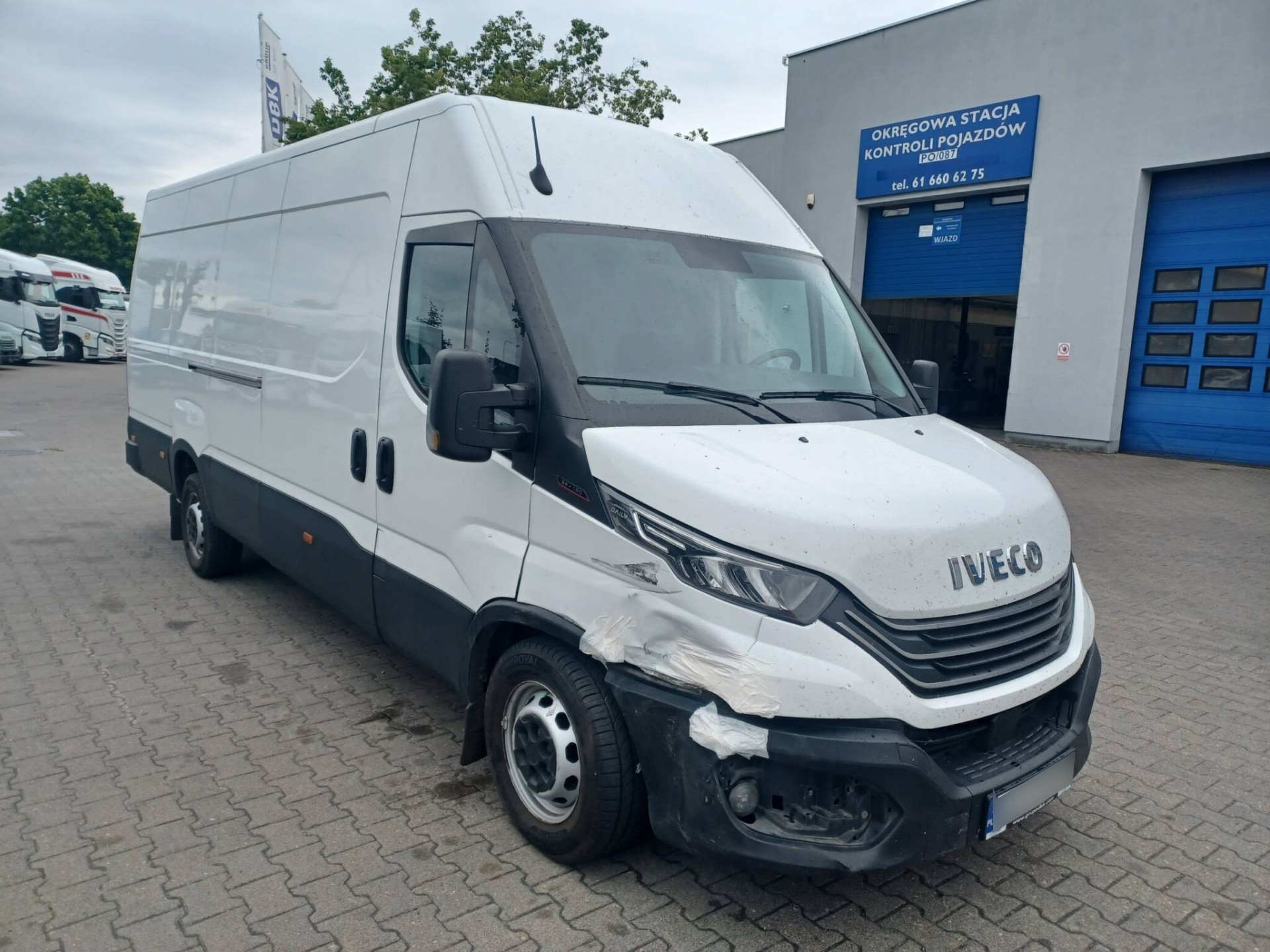 Bezgotówkowa naprawa IVECO z polisy Warta w Poznaniu