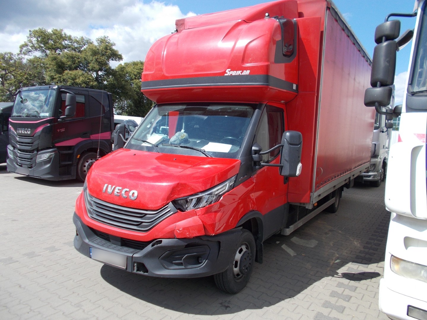 Bezgotówkowa naprawa Iveco z polisy Warta w Lublinie