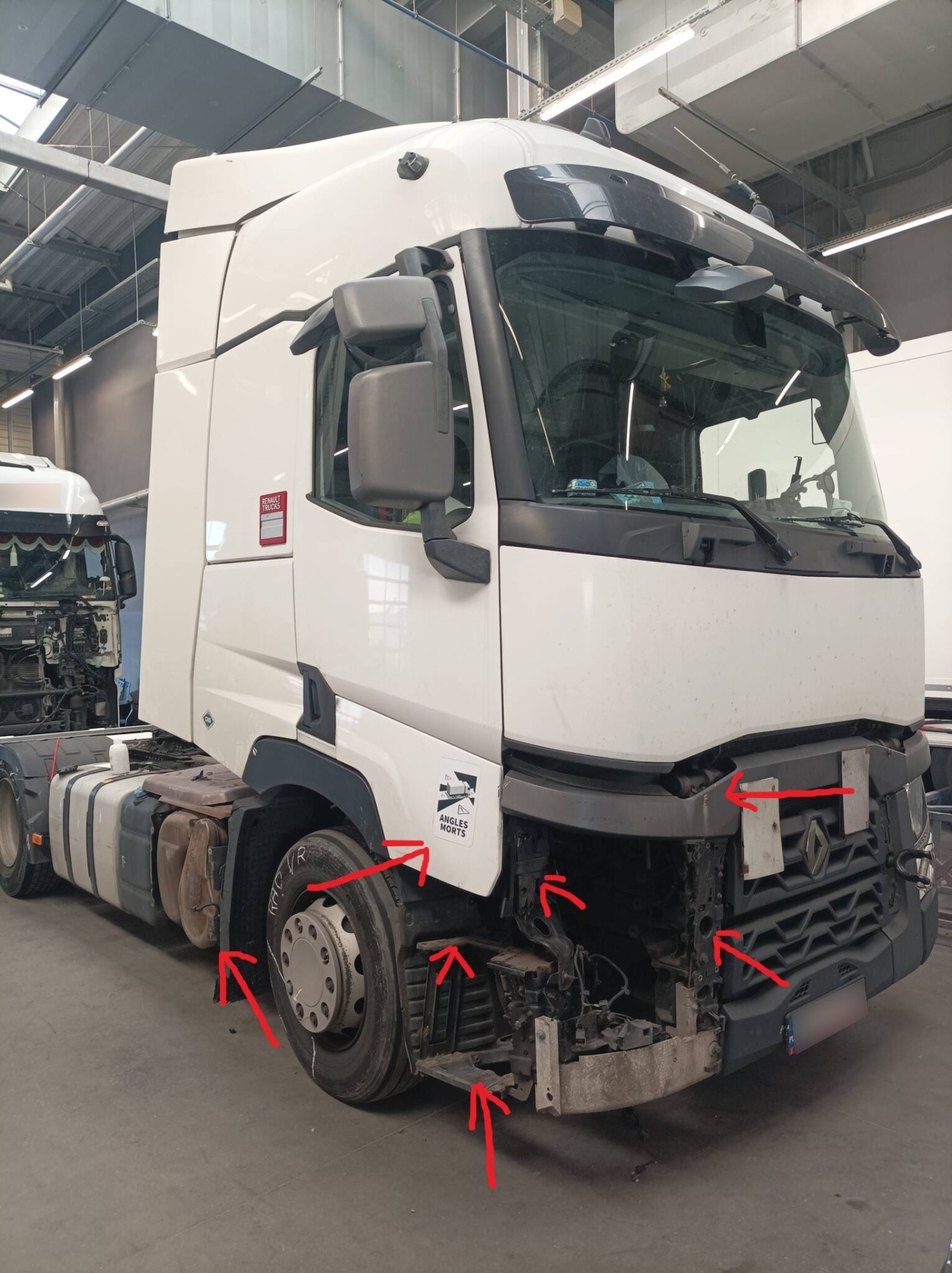 Bezgotówkowa naprawa Renault T440 z polisy Compensa w Niepruszewie