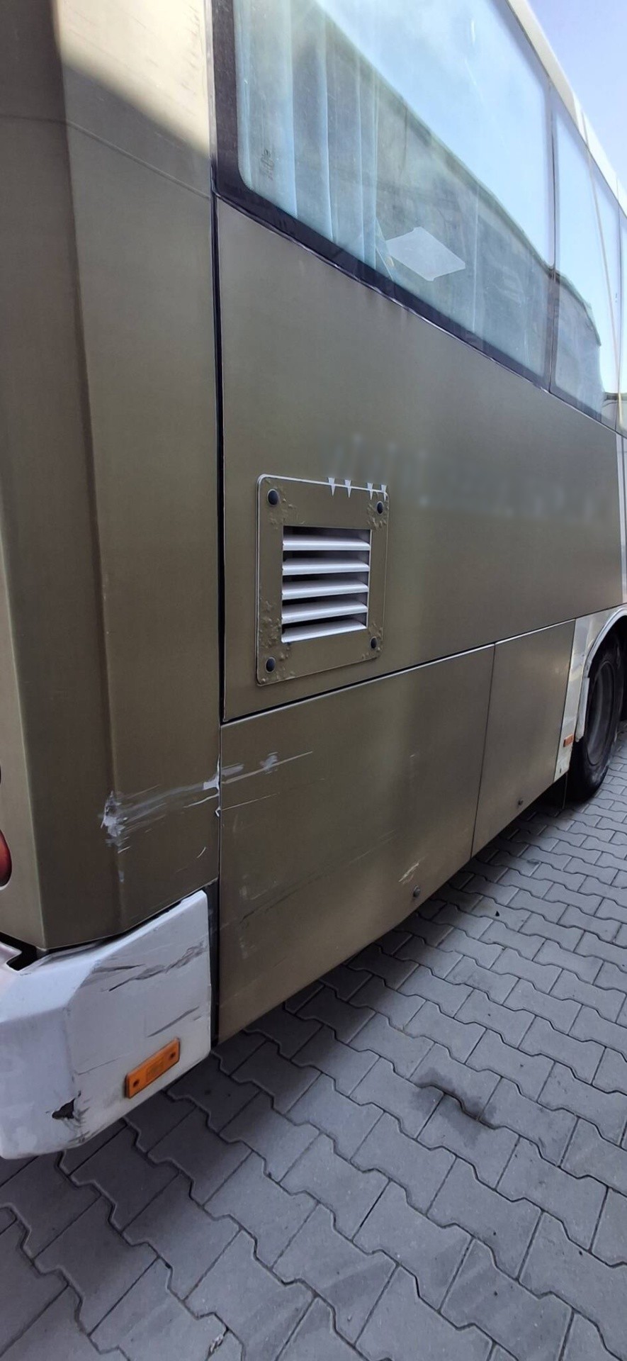 Bezgotówkowa naprawa Autosanu z polisy PZU w Legnicy