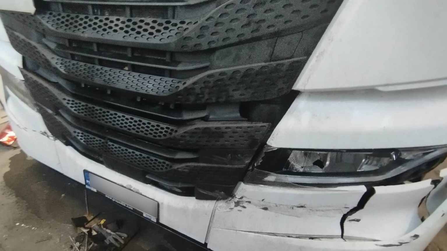 Bezgotówkowa naprawa IVECO S-WAY z polisy Ergo Hestia w Niepruszewie
