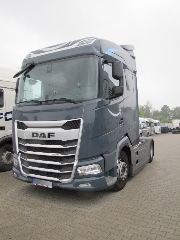 DAF XG: Naprawa blacharsko-lakiernicza po upadku znaku – Szczecin