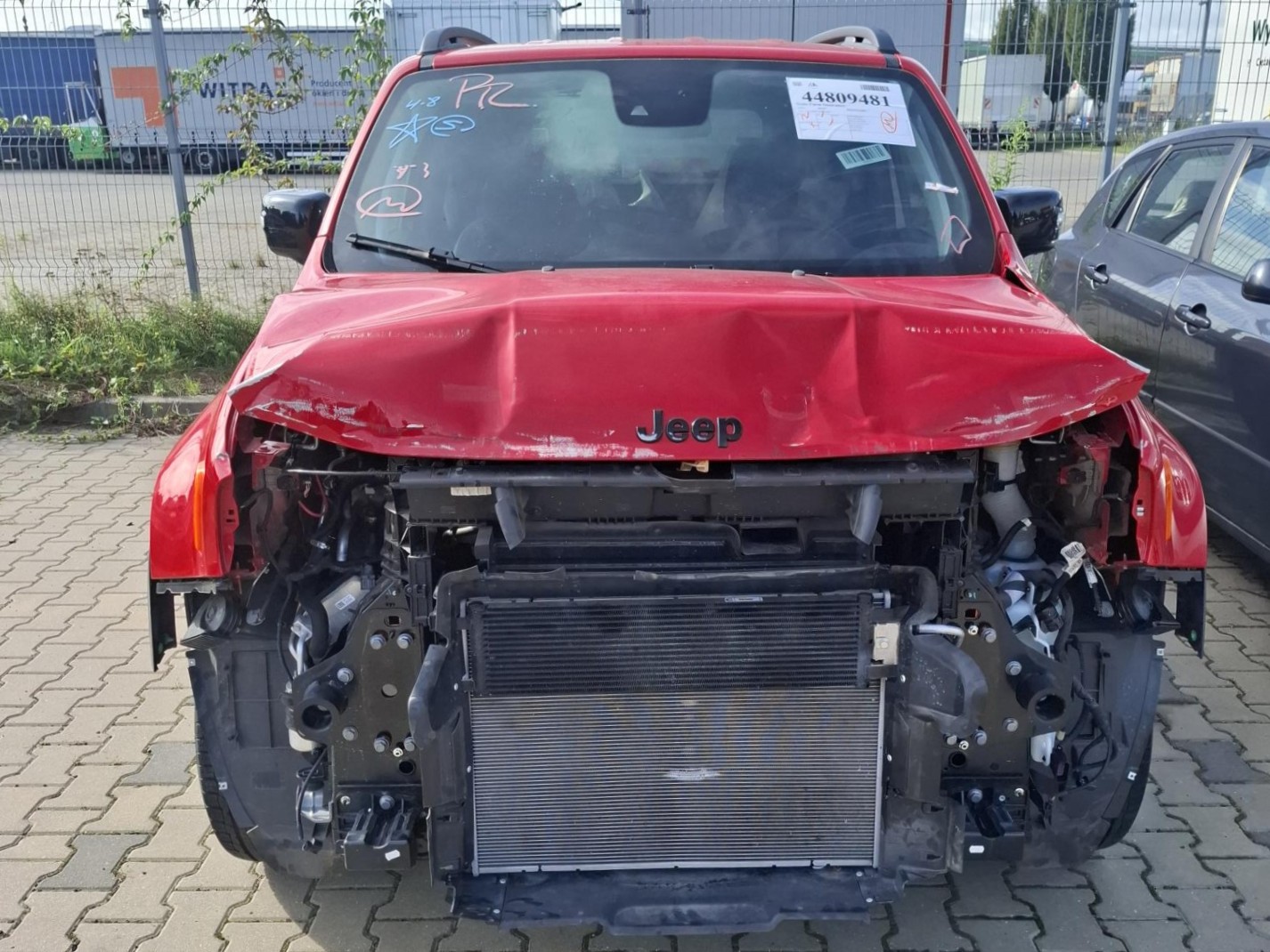 Naprawa blacharsko-lakiernicza Jeepa – realizacja w Białymstoku